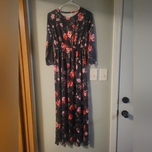 Small long sleeve women's maxi dress